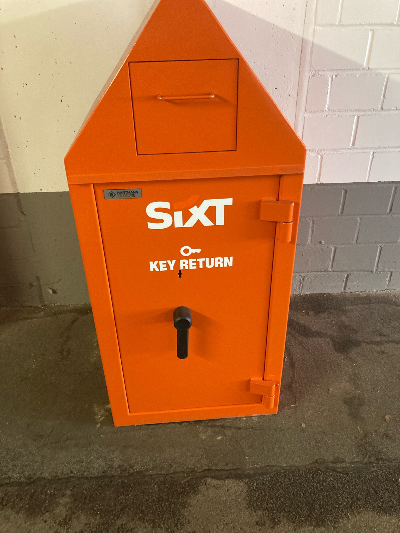 SIXT Autovermietung Magdeburg, Lübecker Straße 14 in Magdeburg