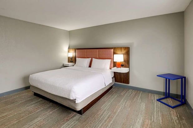 Images Hampton Inn & Suites St. Louis-Edwardsville