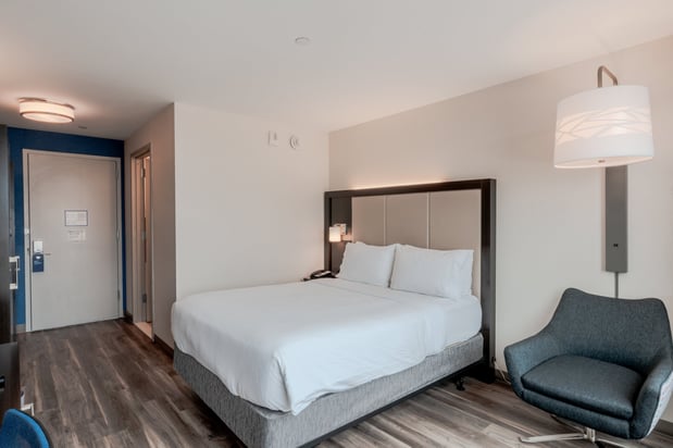 Images Holiday Inn Express Long Island City E - New York by IHG