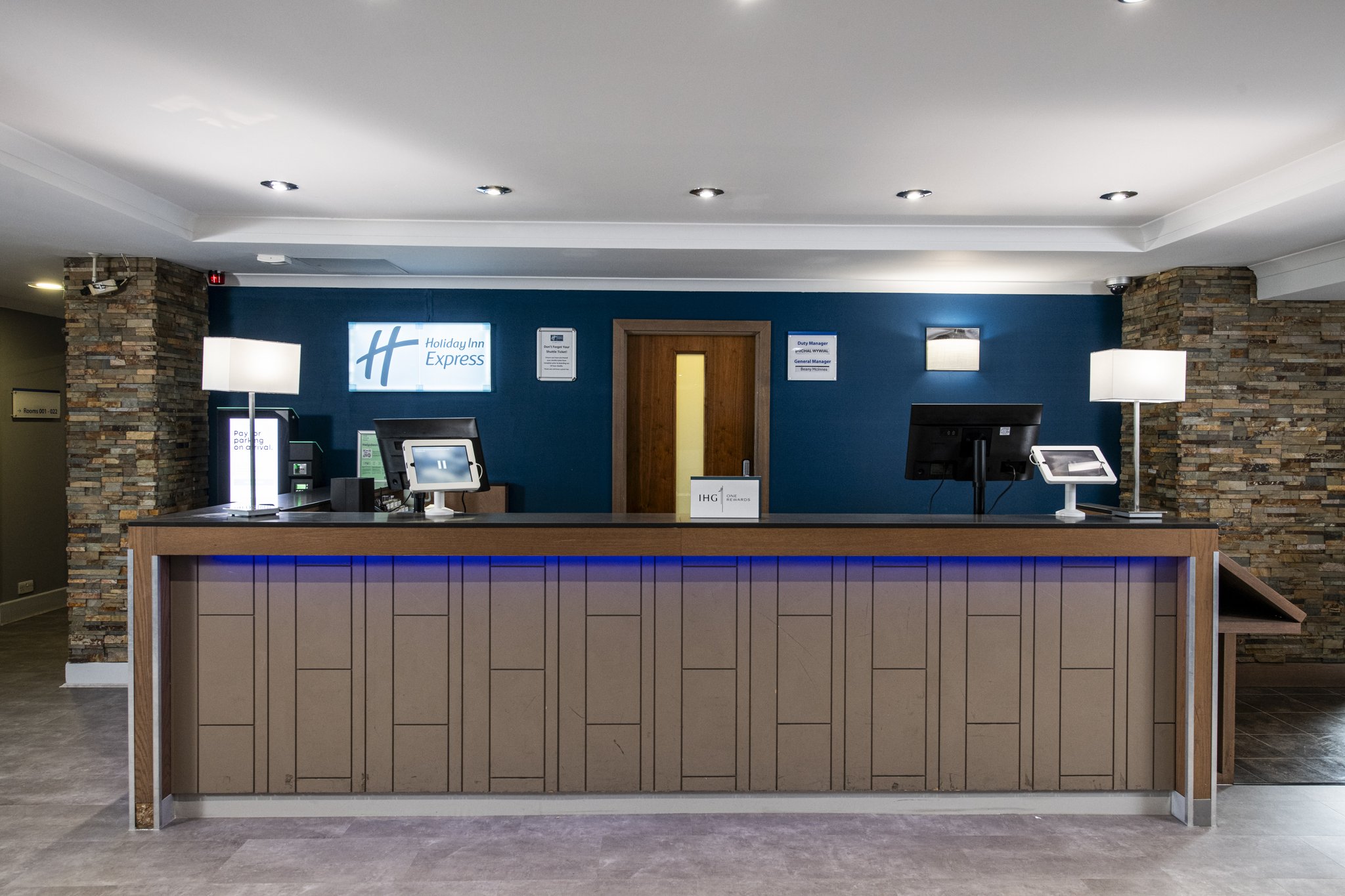 Images Holiday Inn Express Edinburgh Airport by IHG