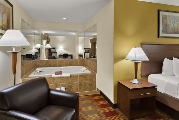 Images Best Western Lakewood Inn