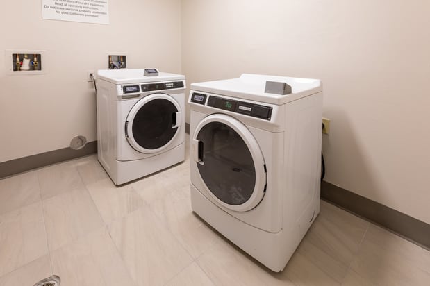 Images Holiday Inn Express & Suites Englewood - Denver South by IHG