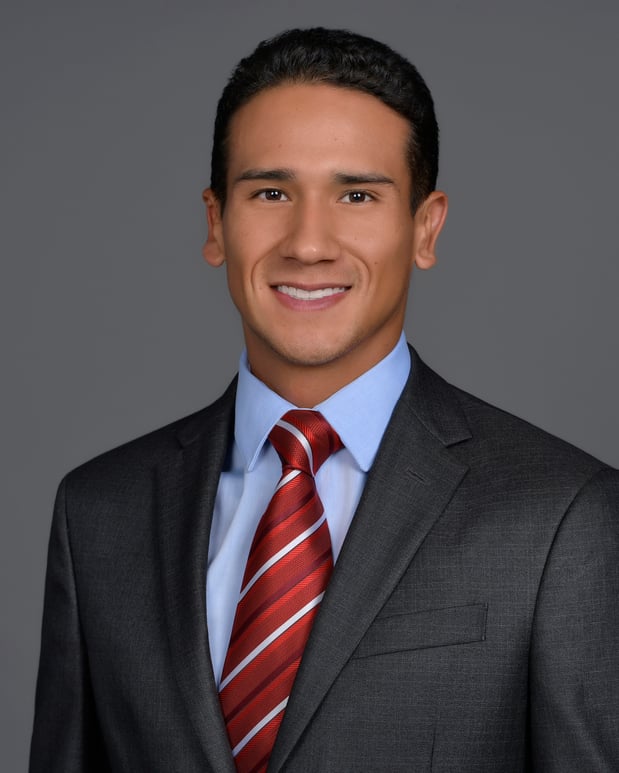 Images Giancarlo Zambrano - Mutual of Omaha