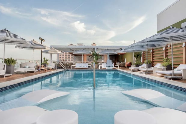 Images The Hiatus Clearwater Beach, Curio Collection by Hilton