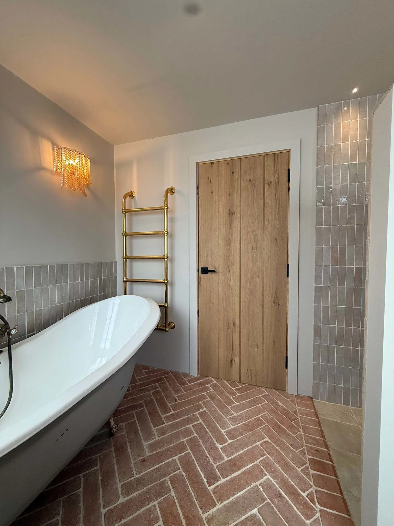 Images Ridgeline Lofts Ltd