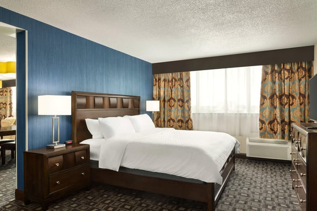 Images Holiday Inn Louisville East - Hurstbourne by IHG