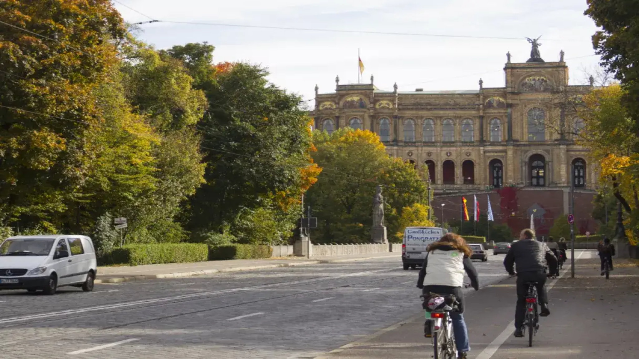 Holiday Inn Munich - City Centre by IHG, Hochstrasse 3 in Munich