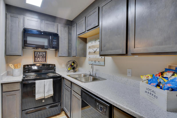 Images Midtown Apartments