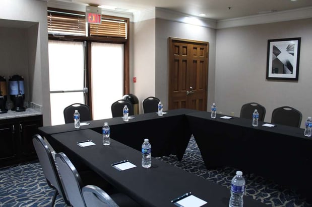 Images Homewood Suites by Hilton Chicago - Schaumburg