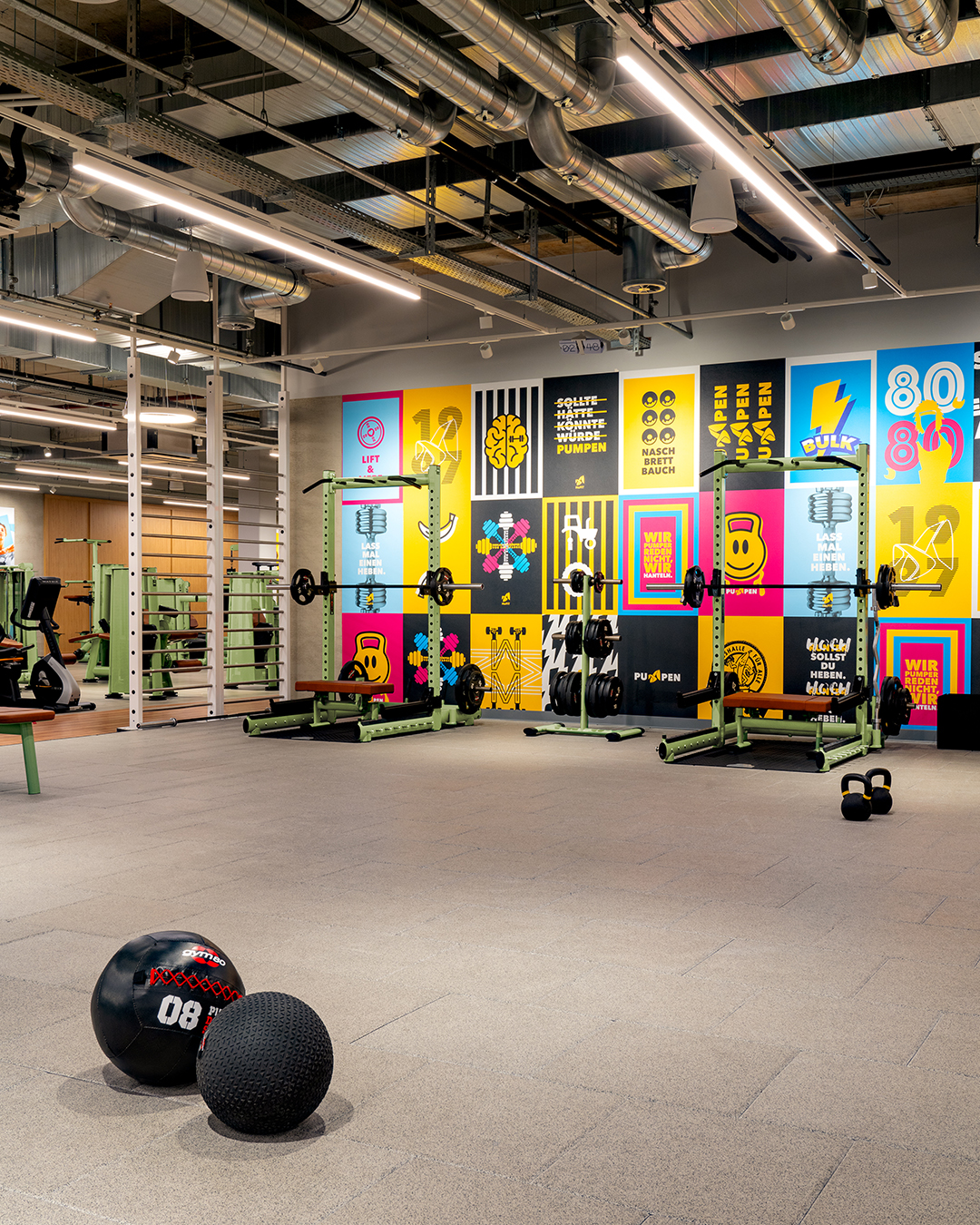Bild 8 McFIT Fitnessstudio Heilbronn Kiliansplatz in Heilbronn
