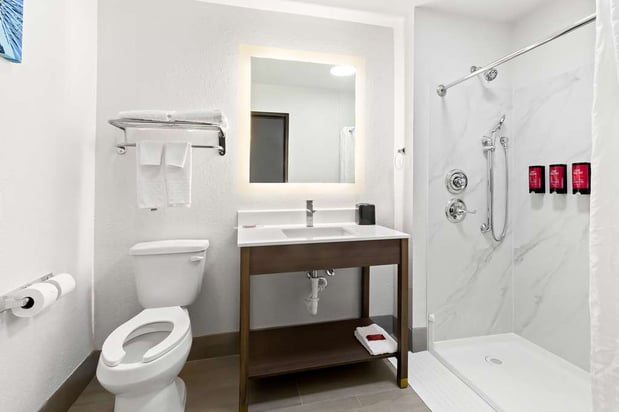 Images SureStay by Best Western Groves
