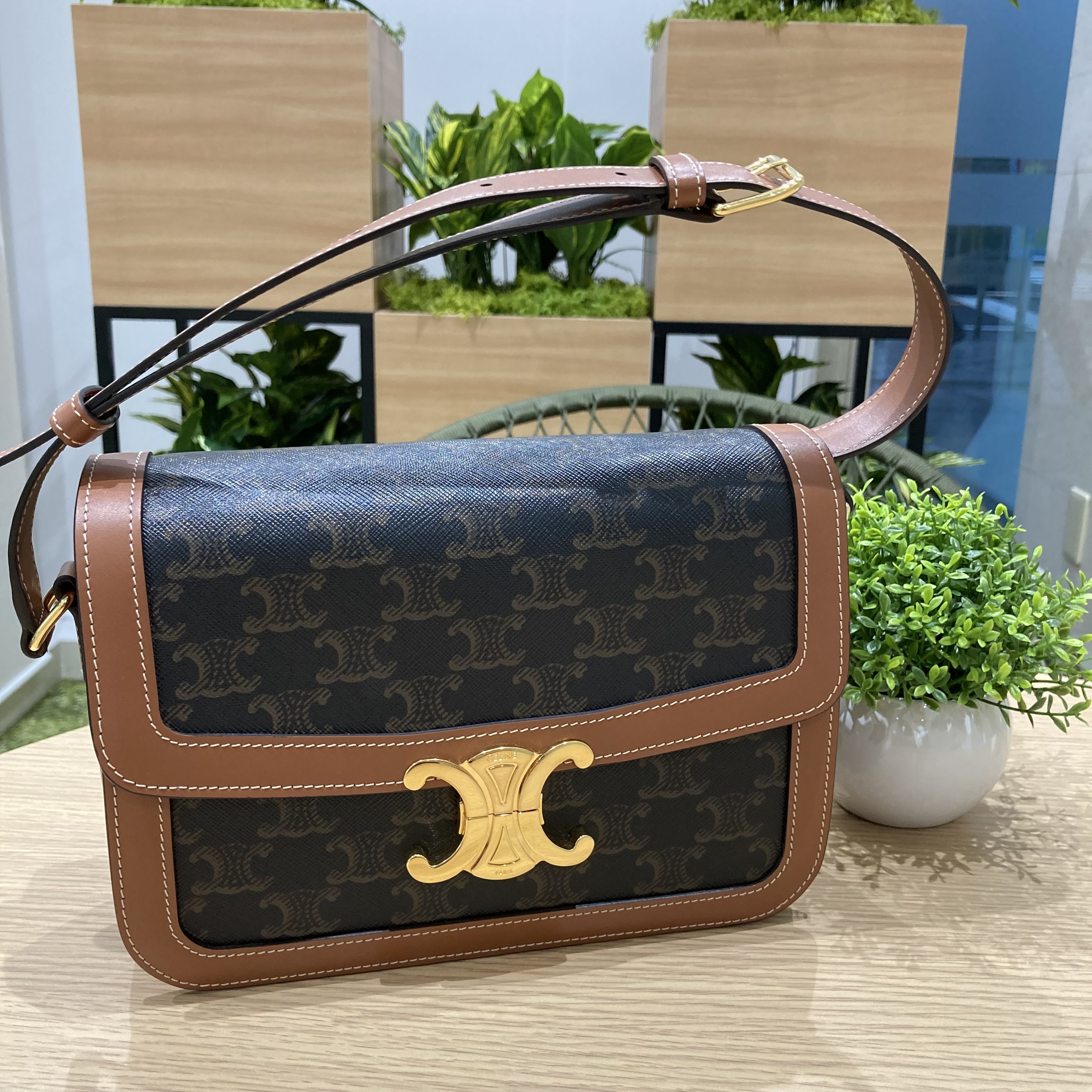 Images KOMEHYO（コメ兵）買取センターバロー豊橋
