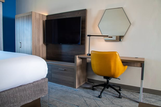 Images Holiday Inn Express & Suites Pittsburgh-South Side by IHG