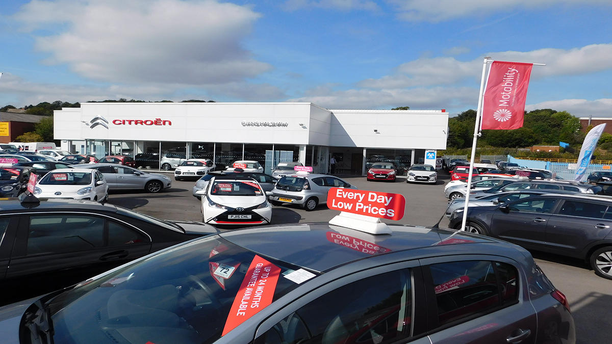 Evans Halshaw Citroen Leeds - Car Dealers (new & Used) in Leeds LS12