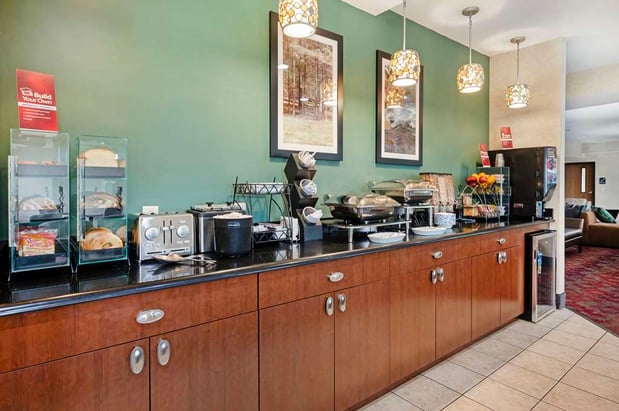 Images Best Western Plus Howe Inn