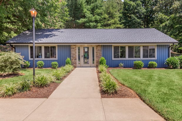 Images Walden Pond Living