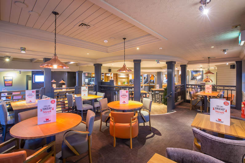 Beefeater restaurant interior Premier Inn Doncaster (Lakeside) hotel Doncaster 03337 774643