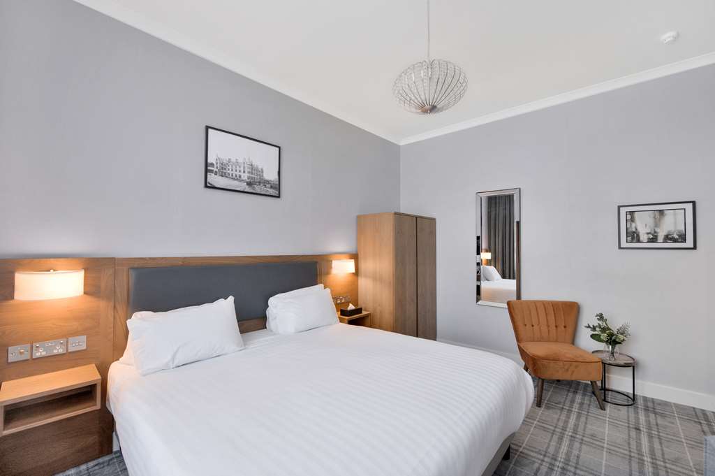Premium Room Radisson Blu Hotel, Perth Perth 01738 637237