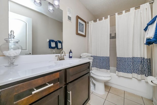 Images Park at Lake Magdalene Apartments & Townhomes