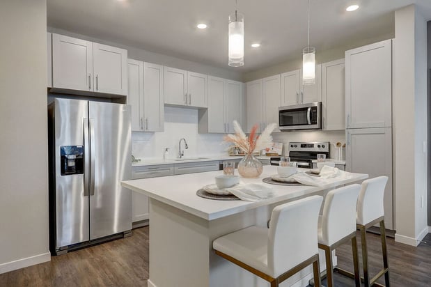 Images Ascend Reunion Crossing