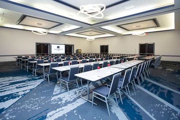 Images DoubleTree Suites by Hilton Hotel & Conference Center Chicago-Downers Grove