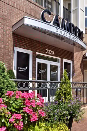 Images Camden Dulles Station Apartments