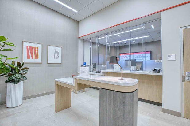 Images Wells Fargo Bank