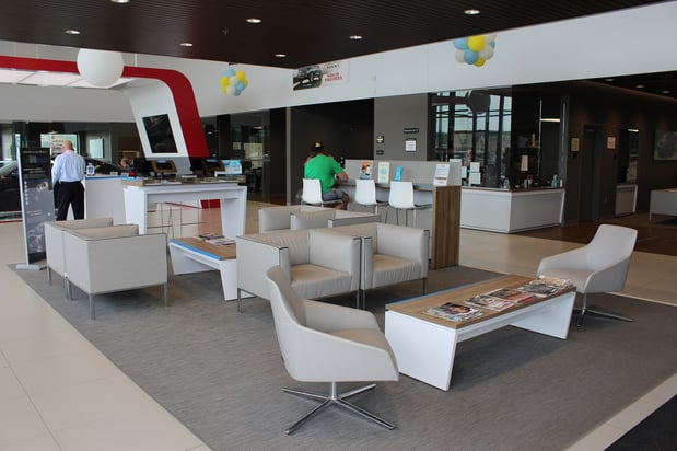 Images Russ Darrow Nissan of West Bend Service Center