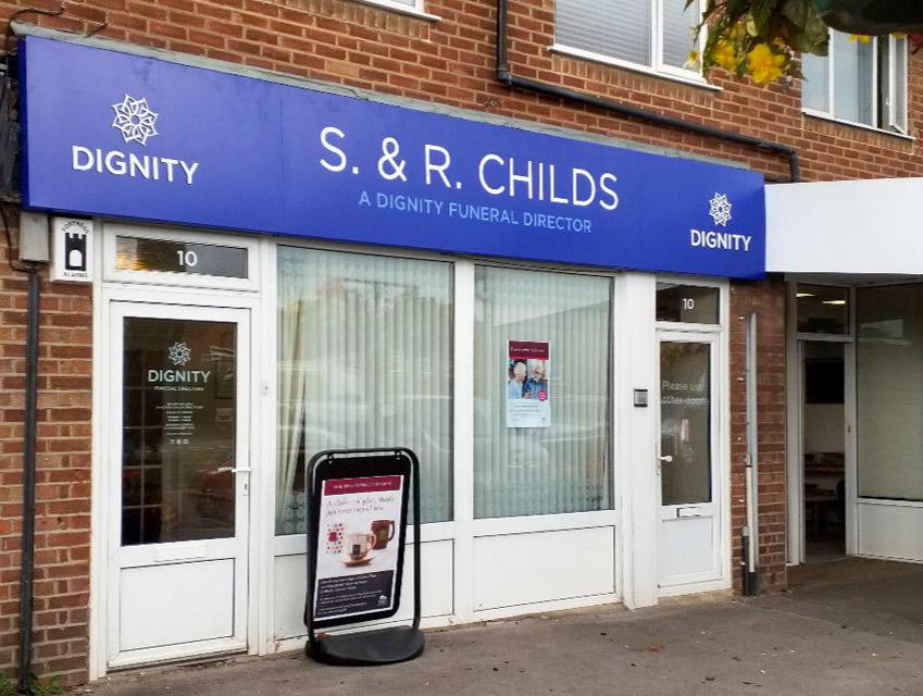 Images S. & R. Childs Funeral Directors