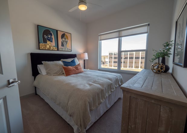 Images The Row on Merchant