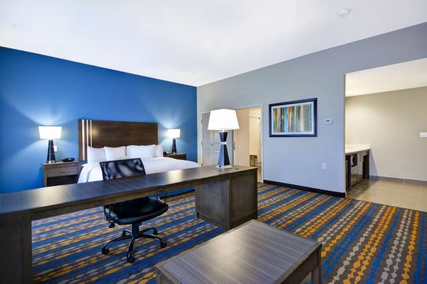 Images Hampton Inn Kenedy