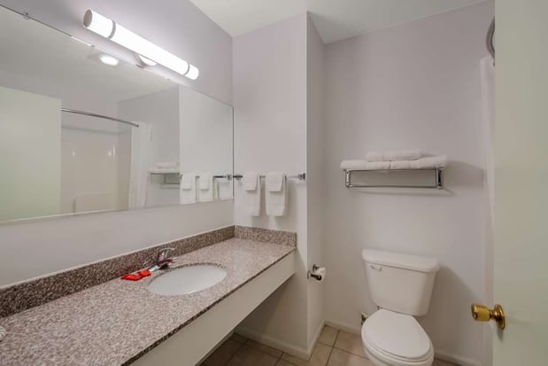 Images SureStay Plus by Best Western Berkeley Springs