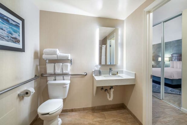 Images Best Western Plus Carpinteria Inn