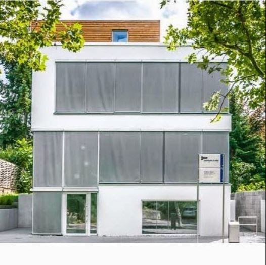 besserlächler, Erich-Weinert-Straße 32 in Magdeburg