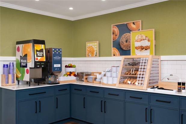 Images Spark by Hilton Springfield Eugene