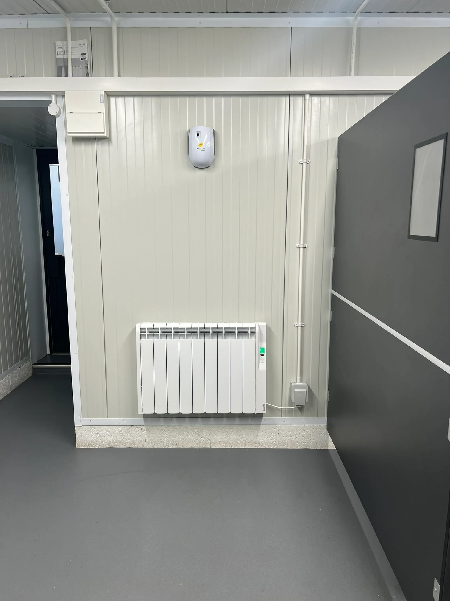 Images Lamming Electrical Ltd