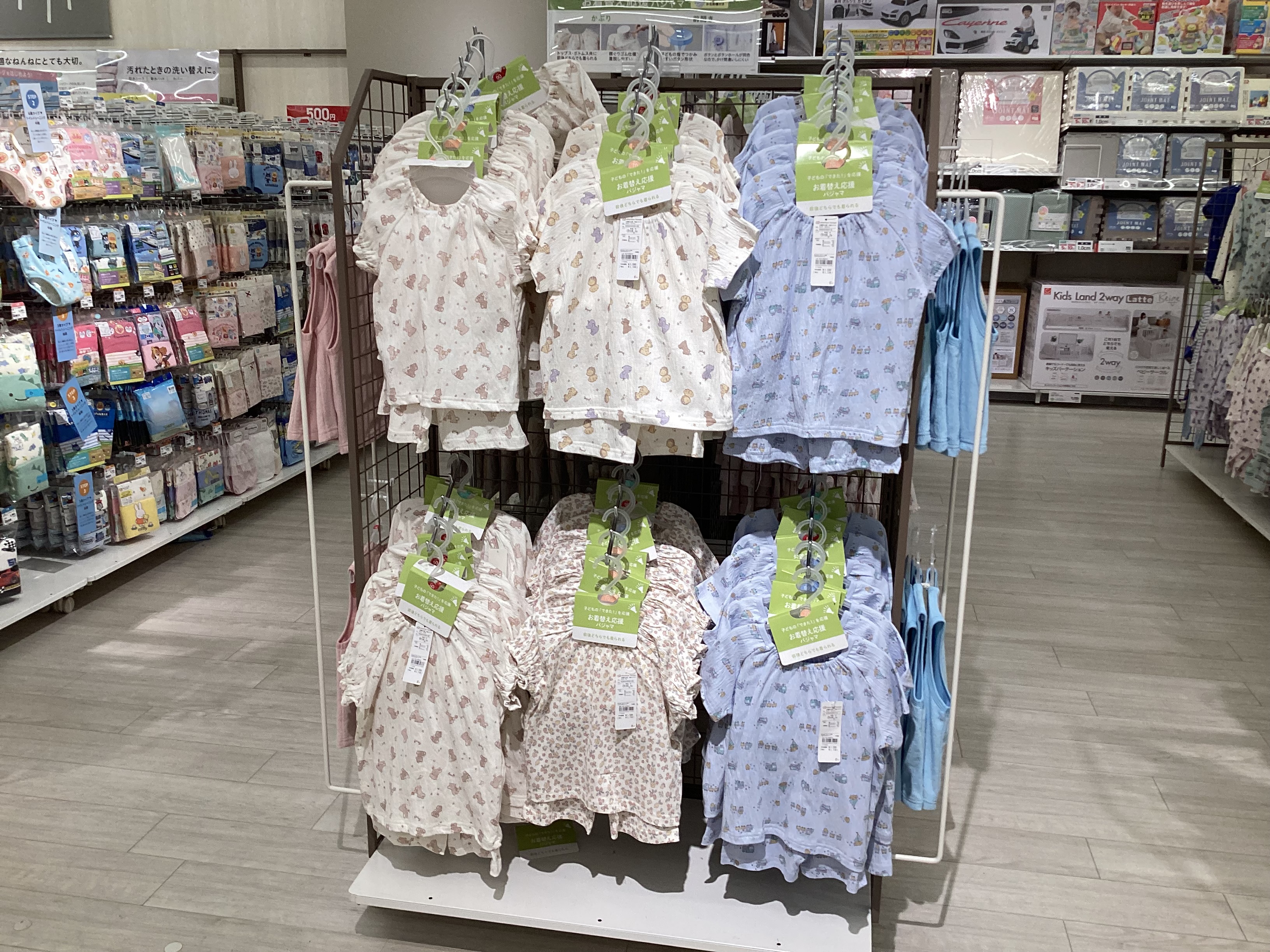 ららぽーと福岡店｜ベビー用品・マタニティ用品のアカチャンホンポ