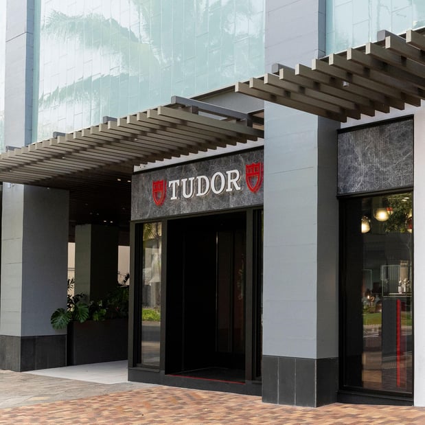 Images TUDOR Boutique Kalakaua Avenue