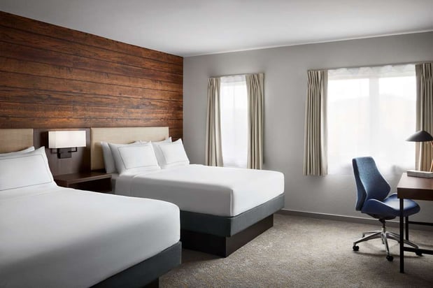 Images Killington Mountain Lodge, Tapestry Collection by Hilton