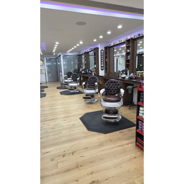 Images Manhattan Barber Shop NYC