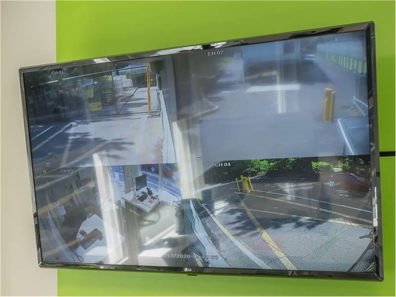 Security Screens - Extra Space Storage at 725 US-1, Iselin, NJ 08830