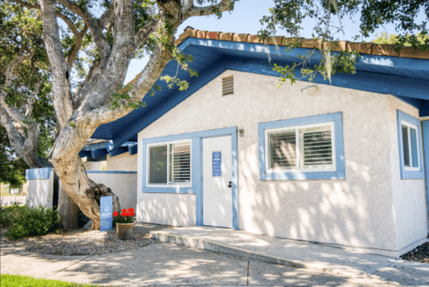 Images Kelly Breen: Allstate Insurance