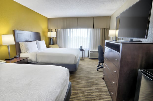 Images Holiday Inn St. Petersburg N- Clearwater by IHG