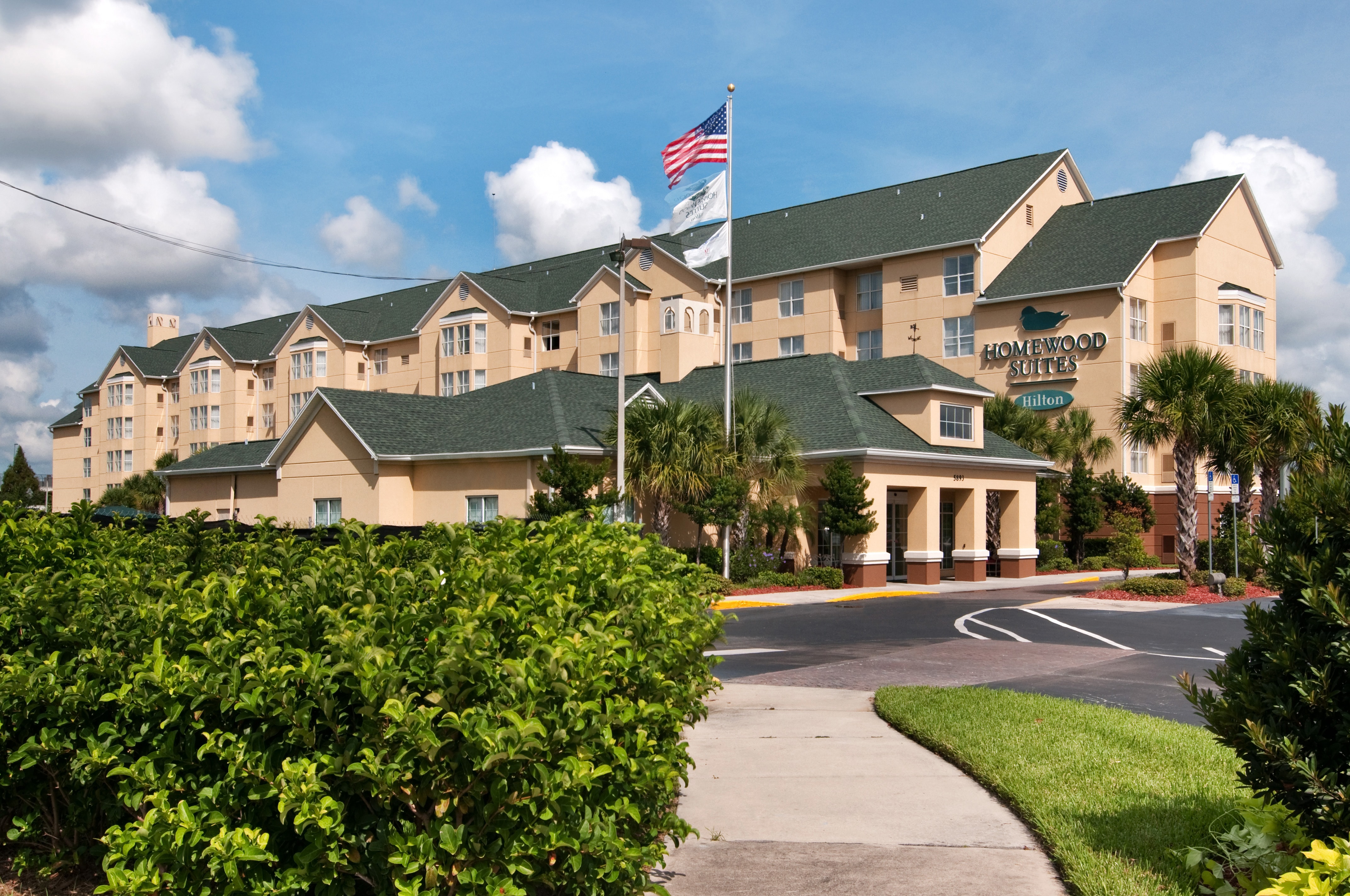 Homewood Suites by Hilton Orlando-Nearest To Univ Studios