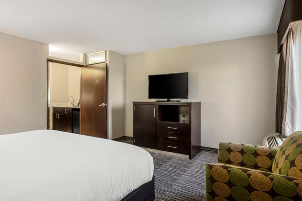 Images Best Western Plus Jonesboro Inn & Suites