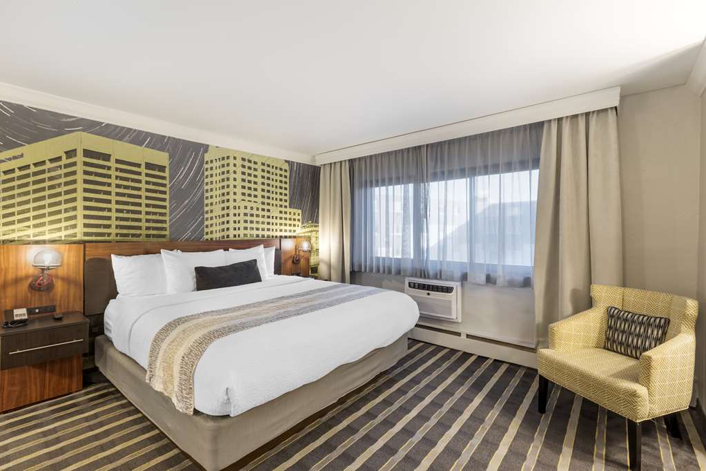 Suite 1 King