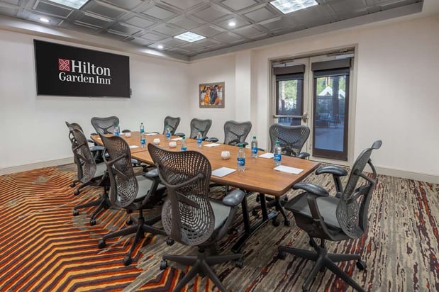 Images Hilton Garden Inn Scottsdale Old Town