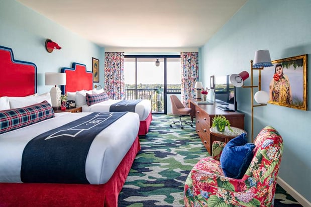 Images Graduate by Hilton Fayetteville, AR