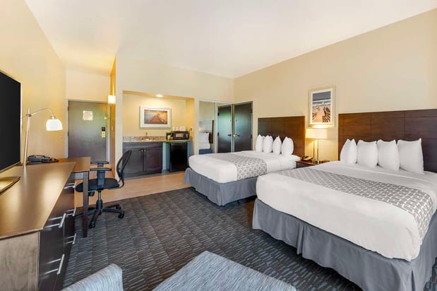Images Best Western Naples Plaza Hotel