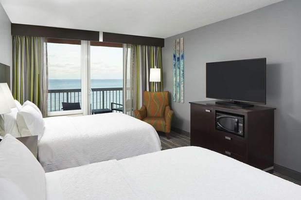 Images Hampton Inn Daytona Beach/Beachfront
